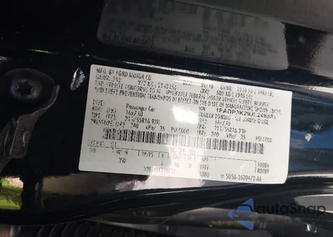 2018 Ford Focus Se z USA, uszkodzony, nr VIN 1FADP3K29JL248881